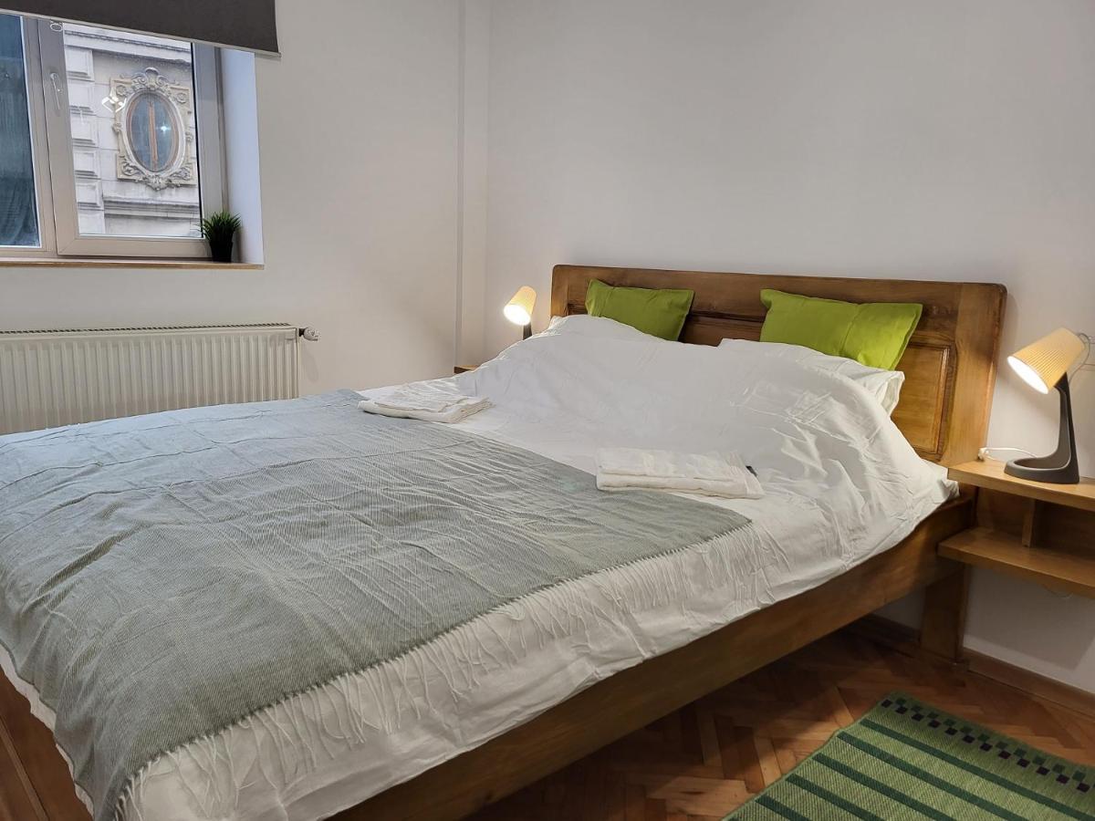 Cozy Old Town Apartments - Lipscani Βουκουρέστι Εξωτερικό φωτογραφία